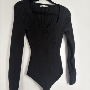Abercrombie & Fitch Black Ribbed Sweetheart Neck Long Sleeve Bodysuit